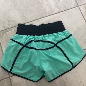 Lululemon tracker shorts 4” inseam